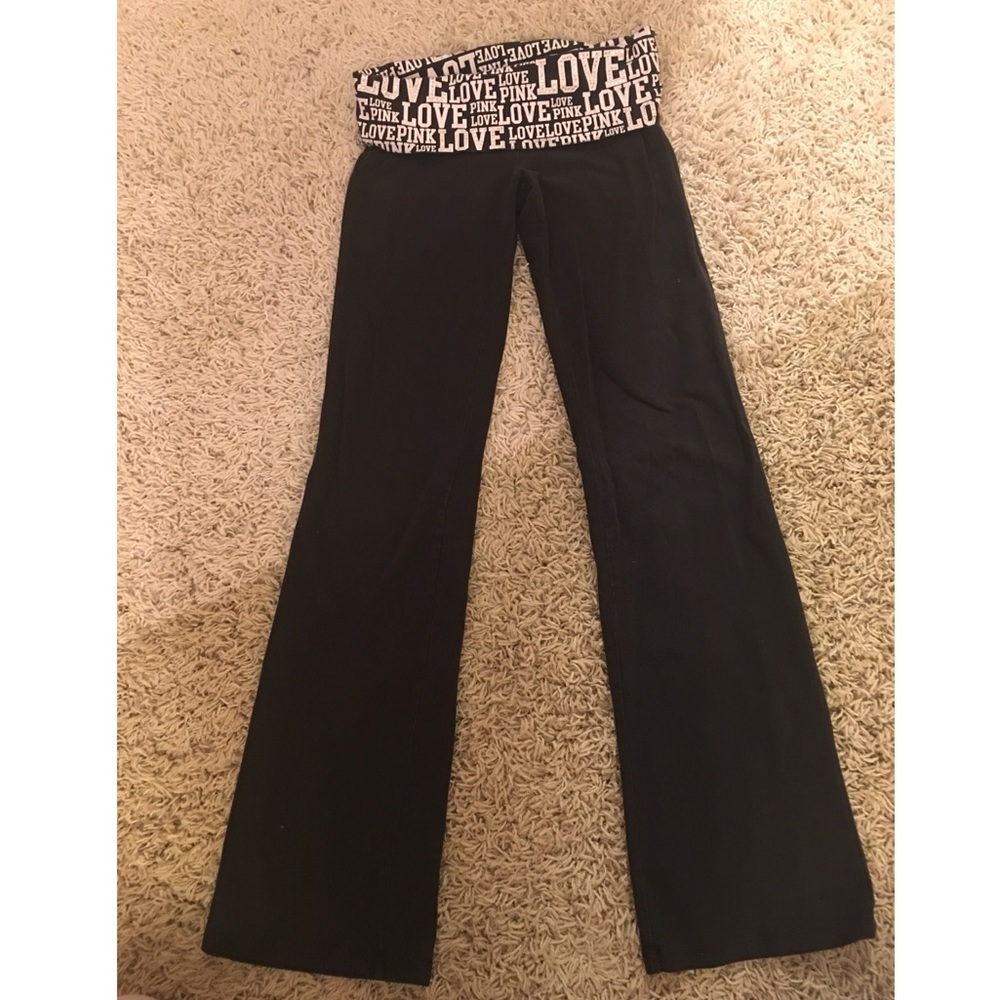 Black boot cut VS leggings
